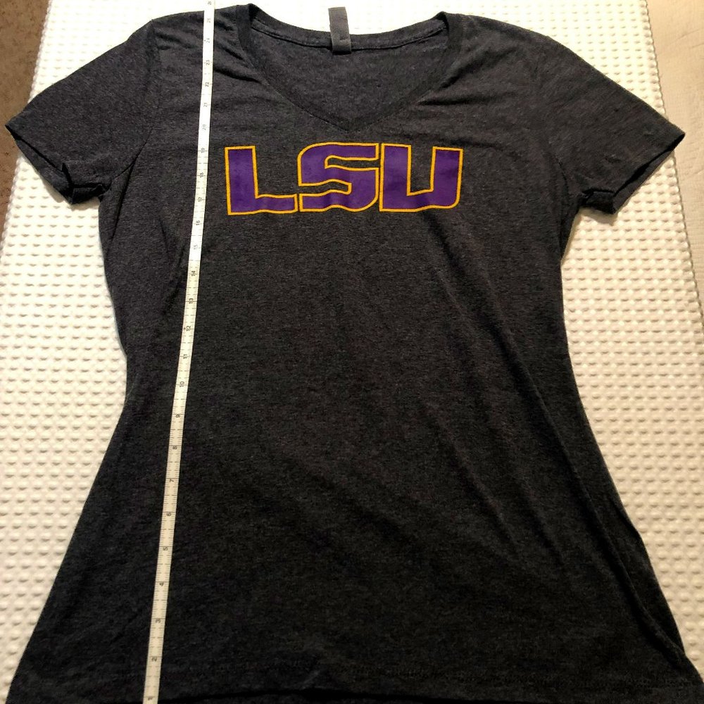 Ladies / Girls LSU Tigers TAILGATE GAMEDAY Baby Doll t-shirt V-Neck Small NICE!